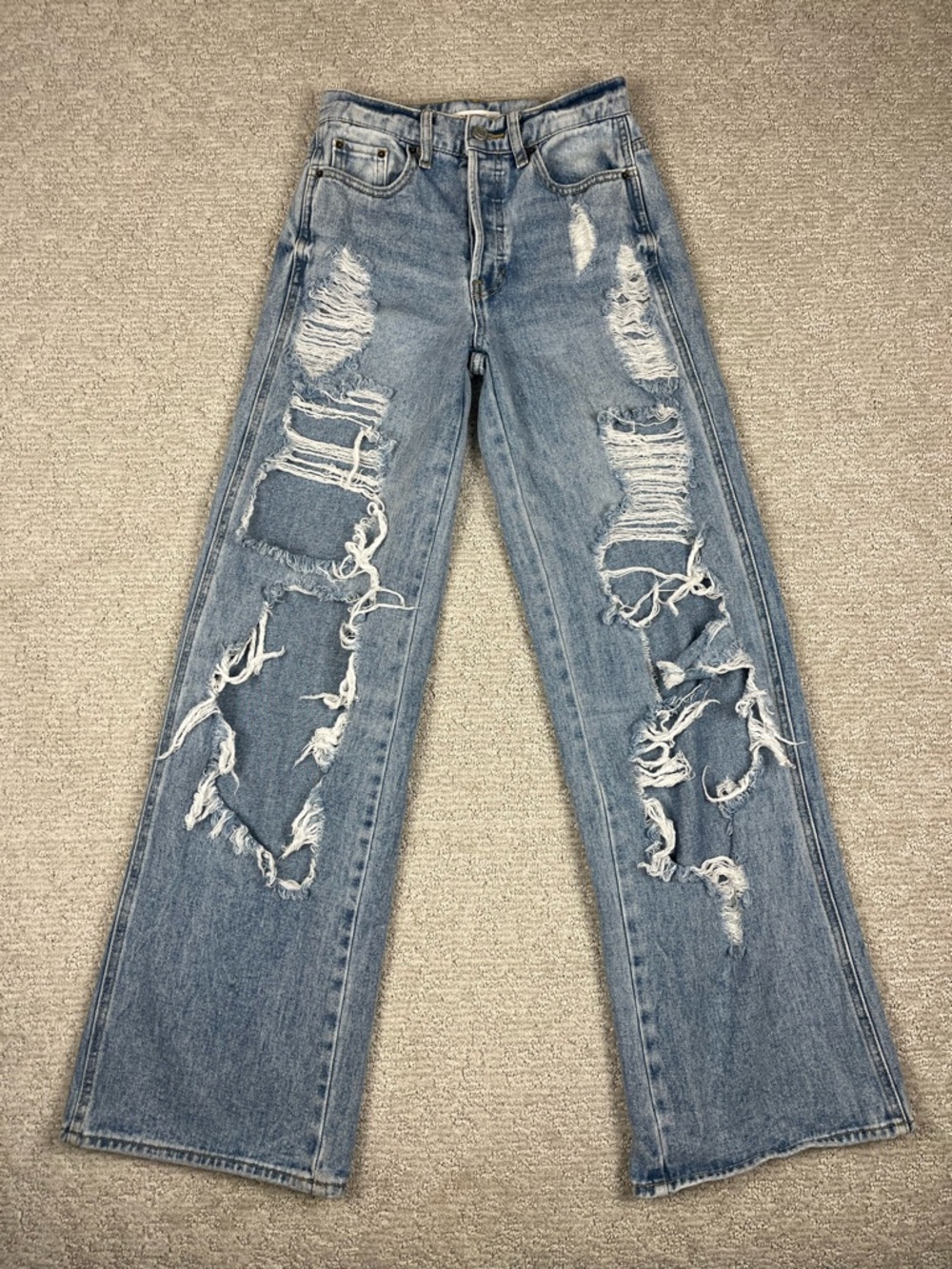 PacSun Light Blue Distressed Wide-Leg Baggy Jeans